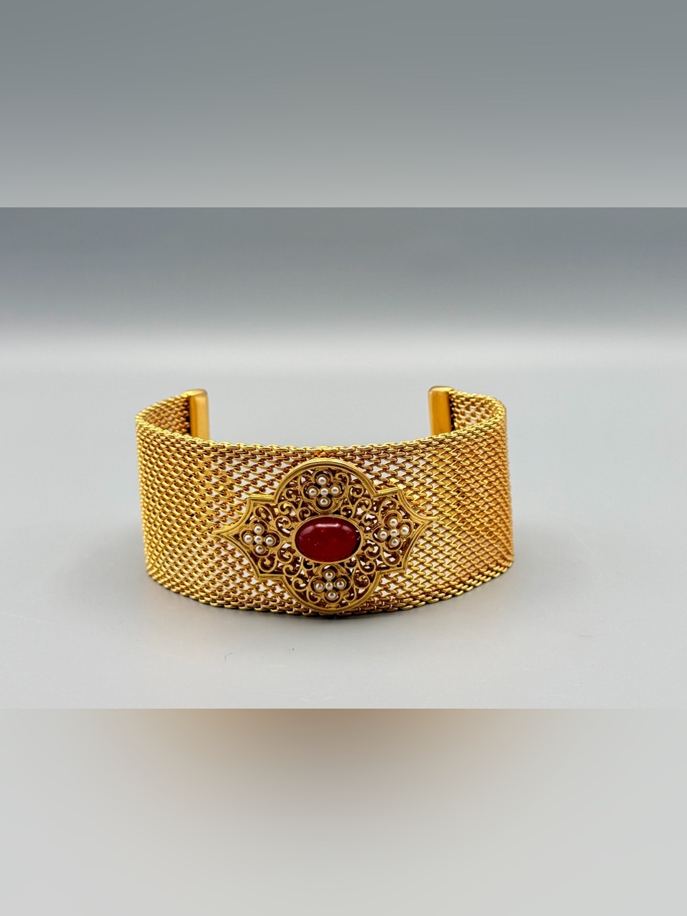 Vintage Ben-Amun Statement Meshed Metal Gold Tone Choker Necklace Ornate Pendant